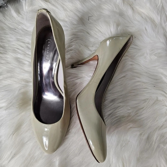 COACH Nala Patent Leather Round Toe Pumps Heel Size 7.5 - Picture 6 of 10